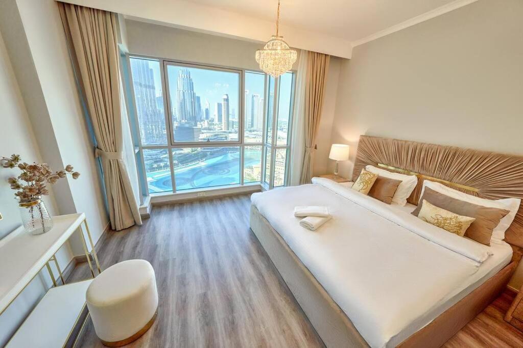 Magnificent Luxury 3br With Amazing Burj & Fountain View Appartement Dubaï