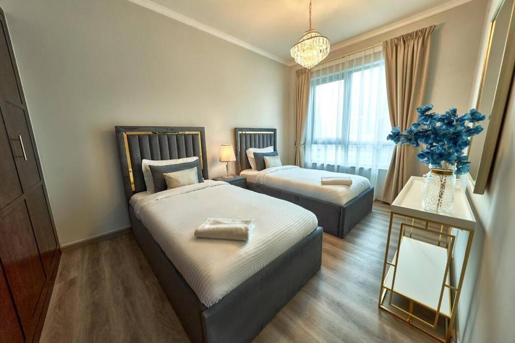 Appartement Magnificent Luxury 3br With Amazing Burj & Fountain View Dubaï