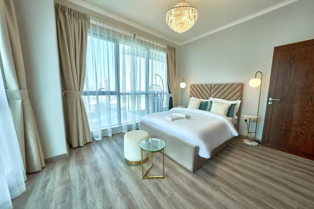 Magnificent Luxury 3br With Amazing Burj & Fountain View Appartement Dubaï